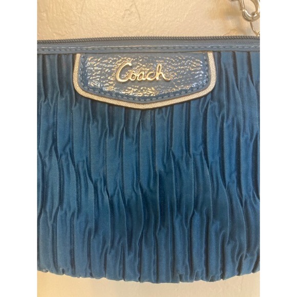 Coach Teal Satin Pleated Wristlet petite purse - Picture 2 of 7